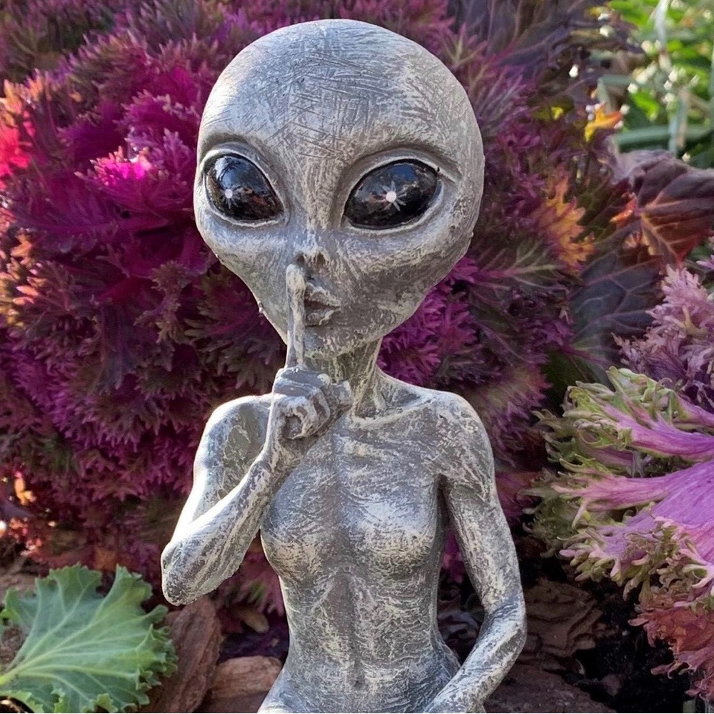 Silver Alien Figurine Shelf Sitter - Set of 3 - Picture 3 of 7